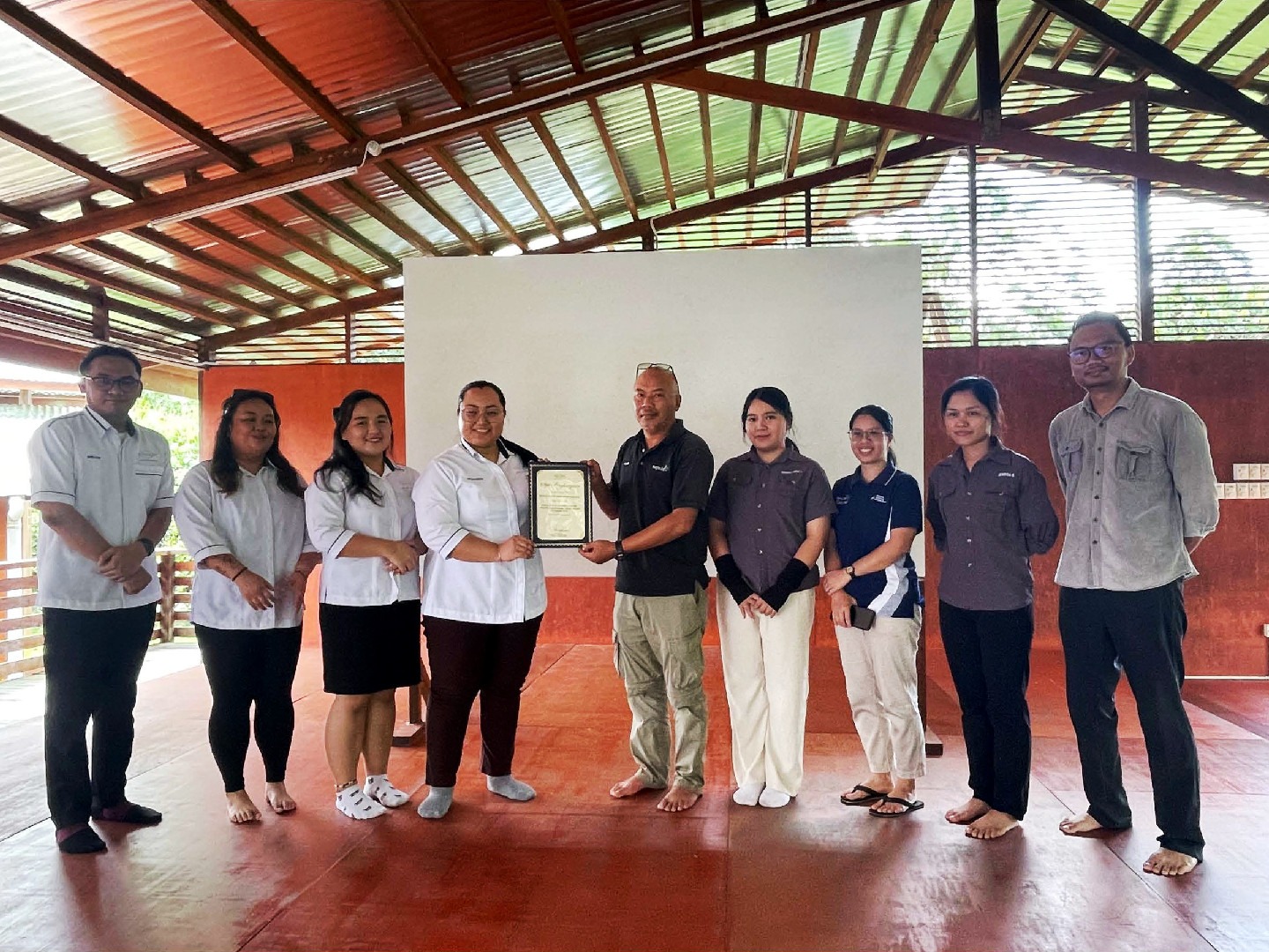 Gift session with MAJORA Education Foundation.